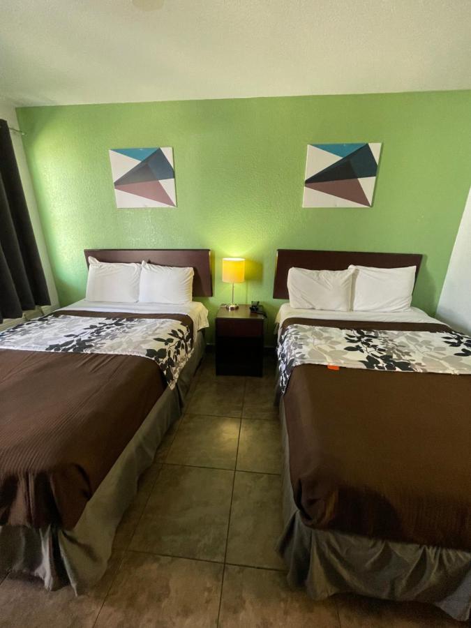 Hwy 59 Motel Laredo Medical Center Luaran gambar
